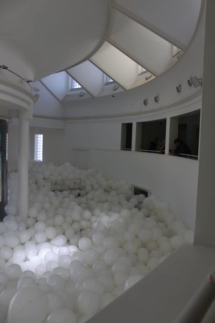 Balloons art