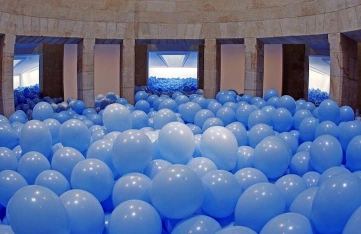 Balloons art