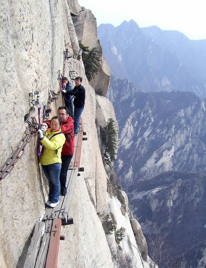 China’s mt Huashan Death trail High Place