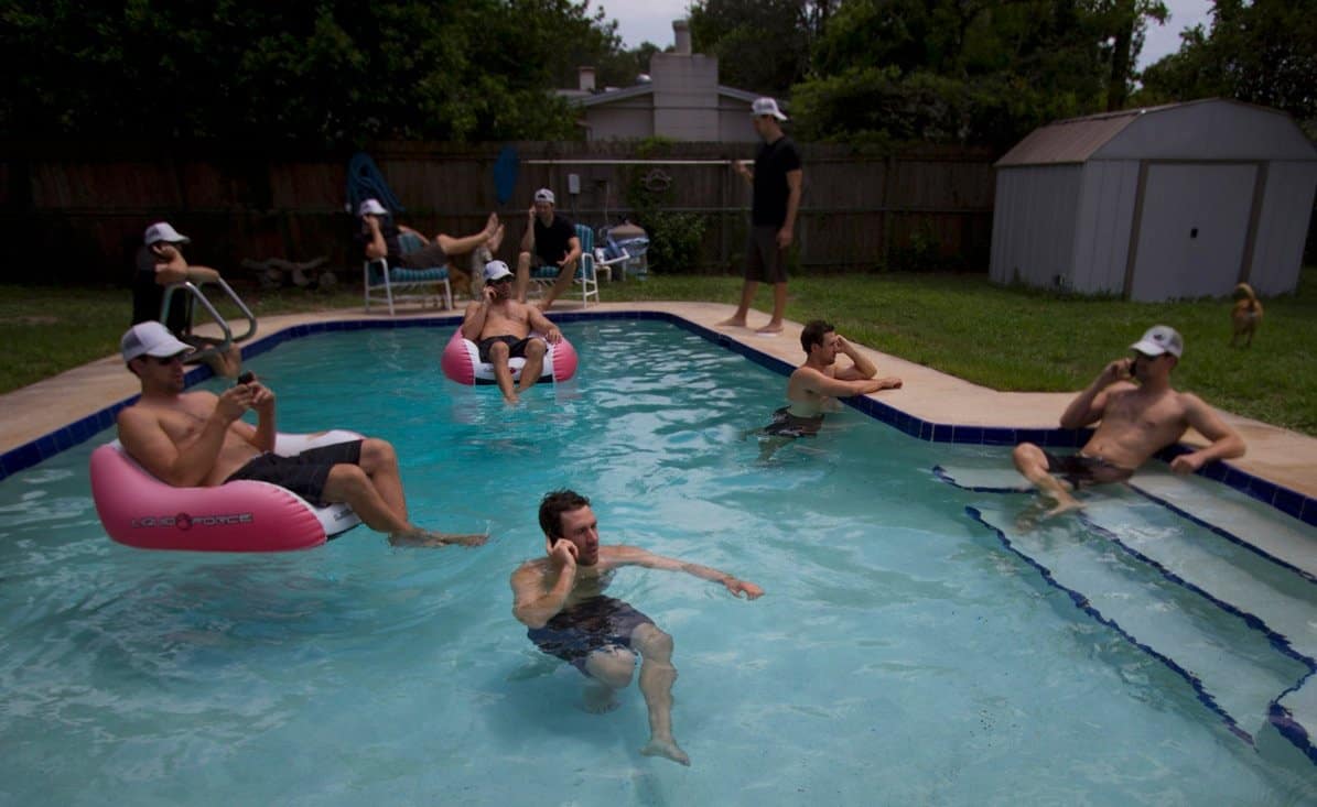 Clone Photos 25 Swimming pool