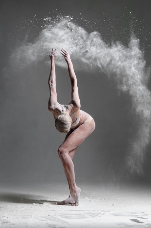 Dance Photography 9b Two legs stand