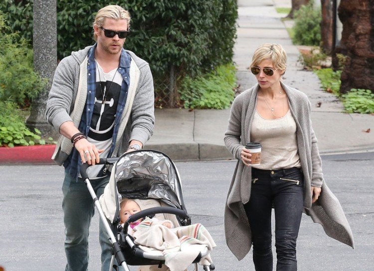 DILF CHRIS HEMSWORTH