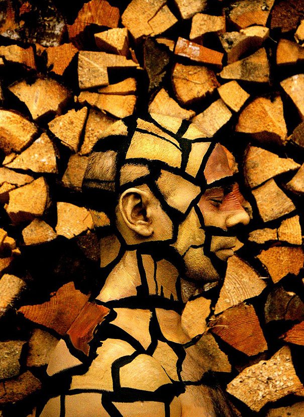 Earth crack Body Painting