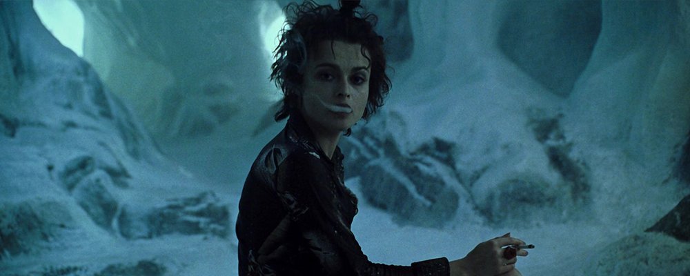 Fight Club Surprising Stories From Behind the Scenes - Marla in Cave