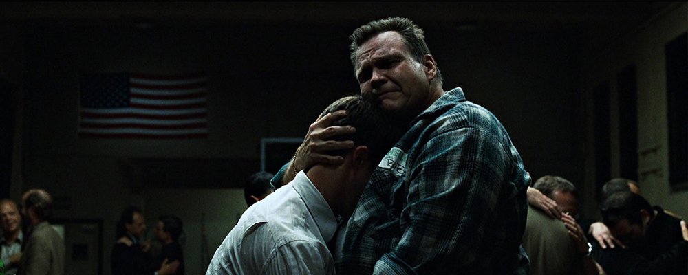 Fight Club Surprising Stories From Behind the Scenes - Bob Hugging Norton