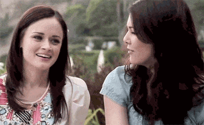 Gilmore Girls Fun Facts - Animated GIF - laugh