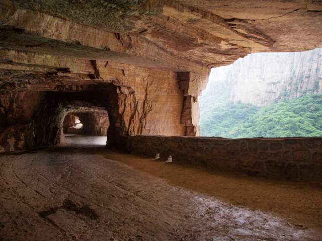 Guoliang Tunnel Road, China 3 Dangerous road
