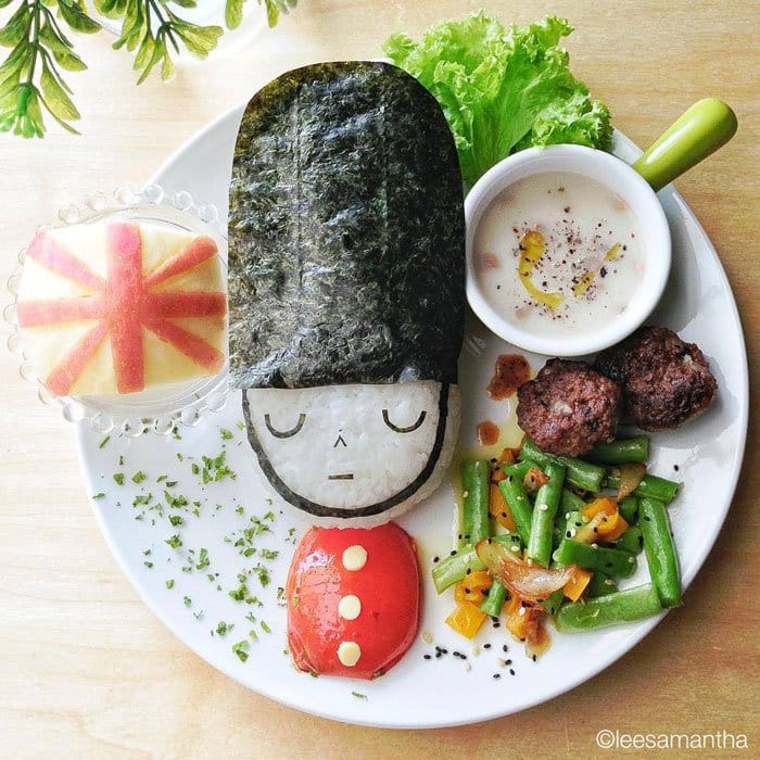 I guard the palace Food Artists