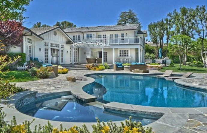 IGGY AZALEA Young Celeb Homes