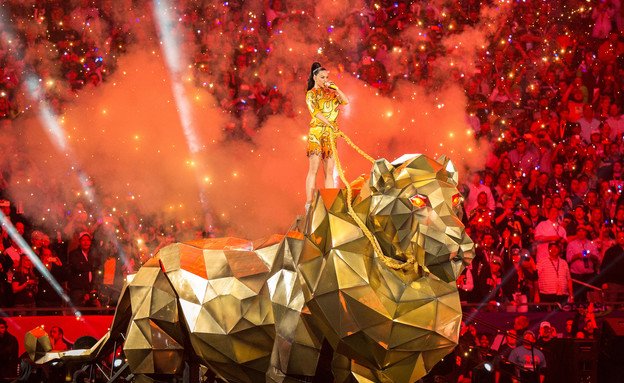 Katy Perry Super Bowl Halftime Show 2015 WOW!