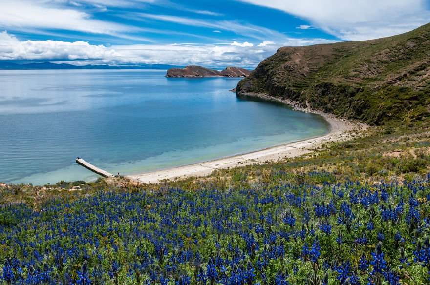 Lake Titicaca Paradise Beach at 3,812 m traveling Paradise
