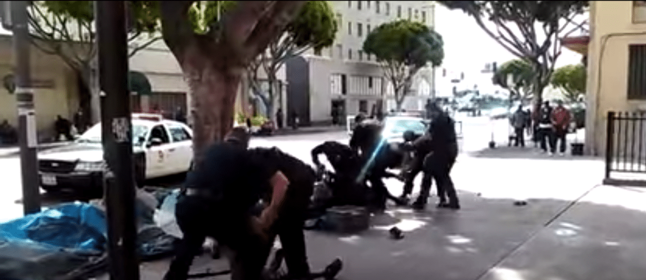 LAPD shoots in Daylight and kills a homeless man