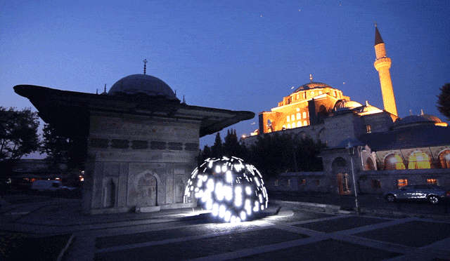 Light Cube Clone Animated GIF