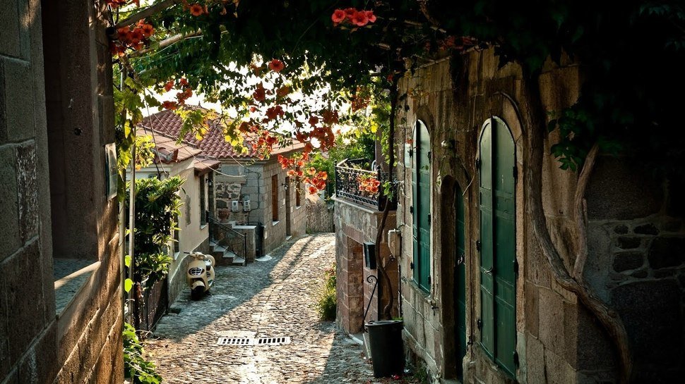 Molyvos Small Towns