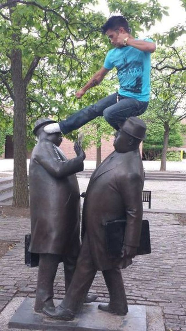 New Bruce Lee Funny Sculptures