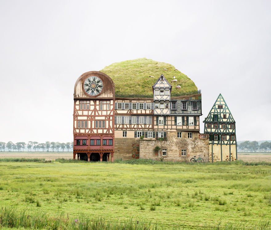 On the way to Kamchatka Dreamlike Buildings