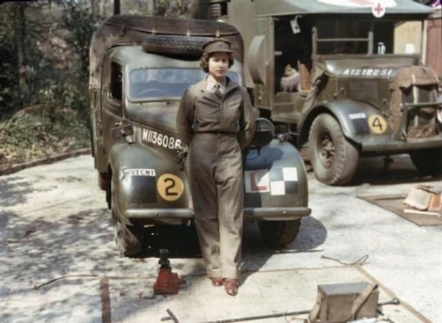 Queen Elizabeth Rare Photo
