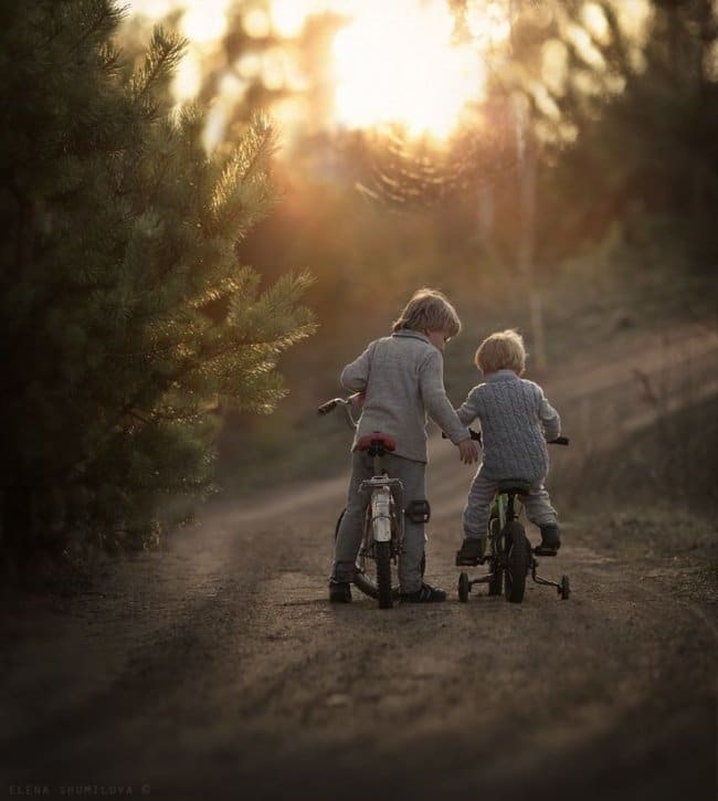 Riding together Sibblings