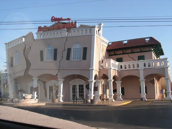 Ripley’s Building, Niagara Falls, Ontario, Canada Amazing Buildings