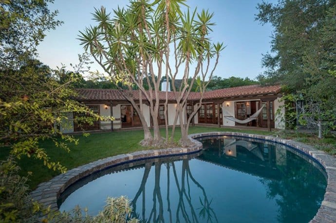 ROBERT PATTINSON Young Celeb Homes