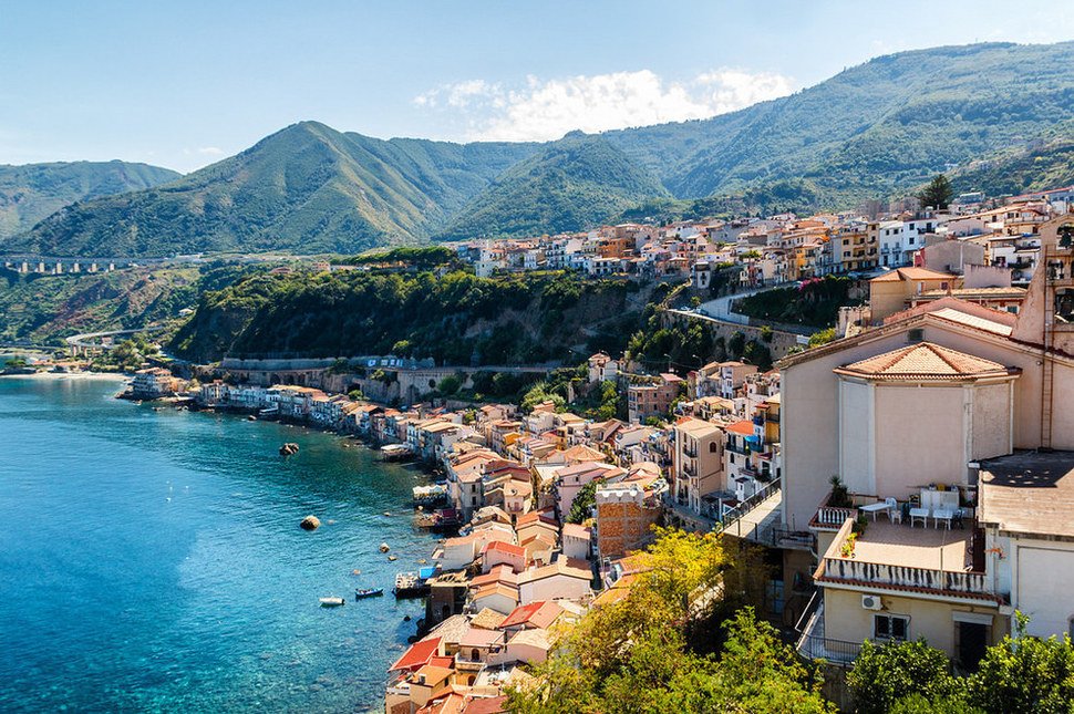 Scilla Small Towns