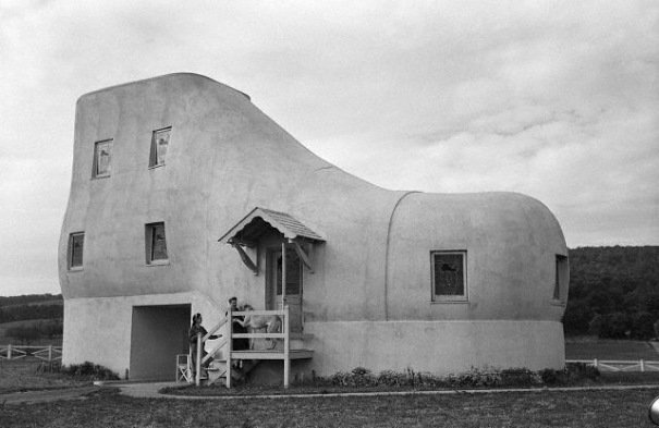 Shoe House, Pennsylvania, United States Amazing Buildings
