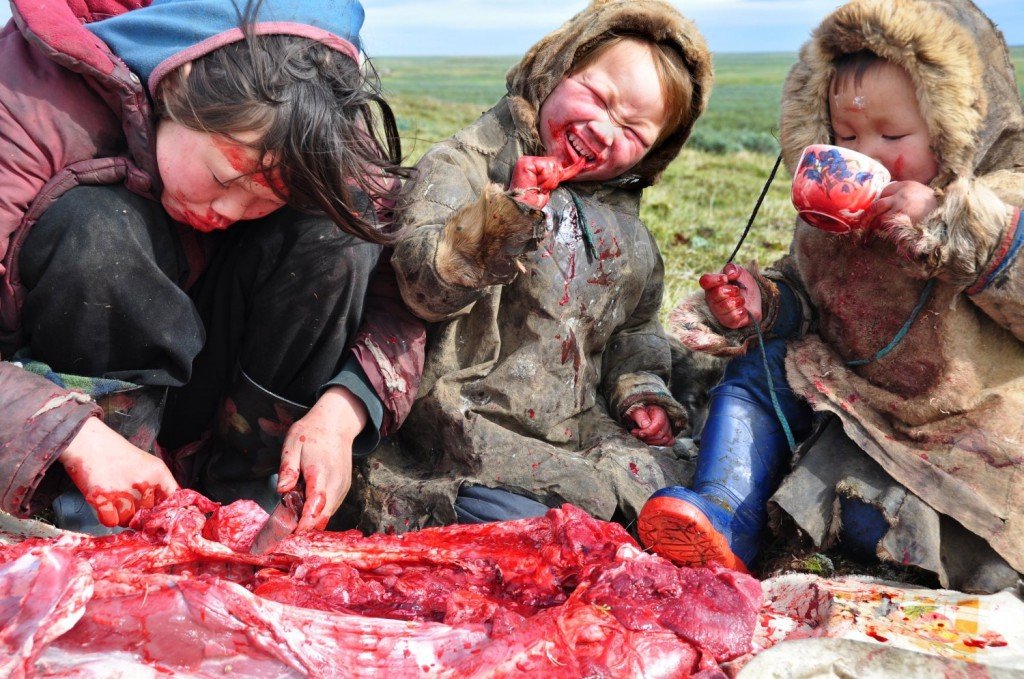 SIBERIAN FAMILY MEAL Human Diversity