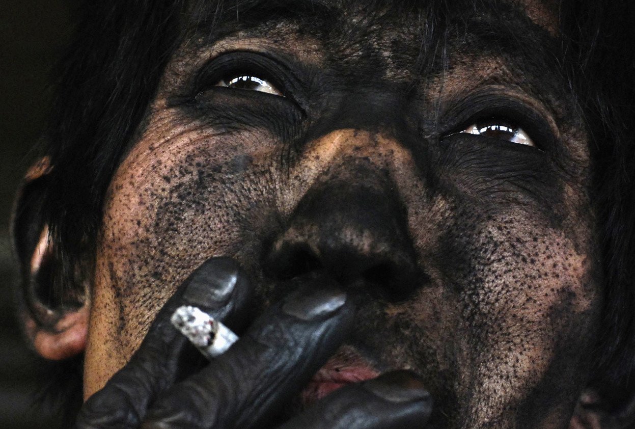 The face of a Chinese coal miner Human Diversity