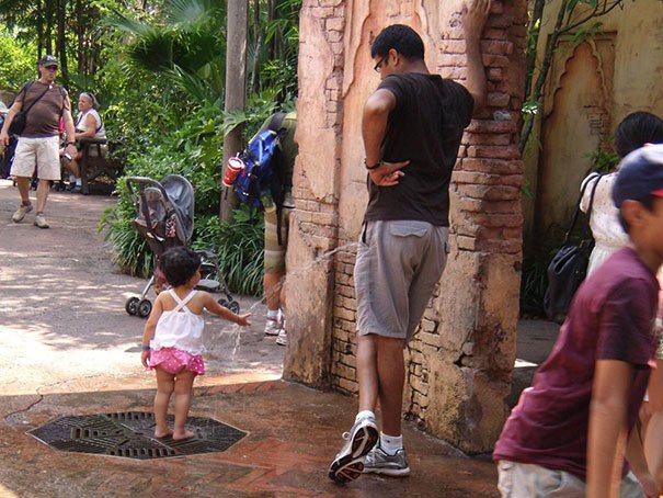 Theme Park Funny Photos