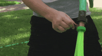 Tool that can fill 100 water balloons at once Gadget Gift Ideas