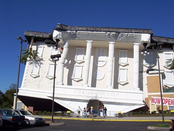 Wonderworks (Pigeon Forge, TN, United States) Amazing Buildings