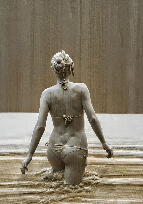 Lifelike wood sculptures of human by Peter Demetz