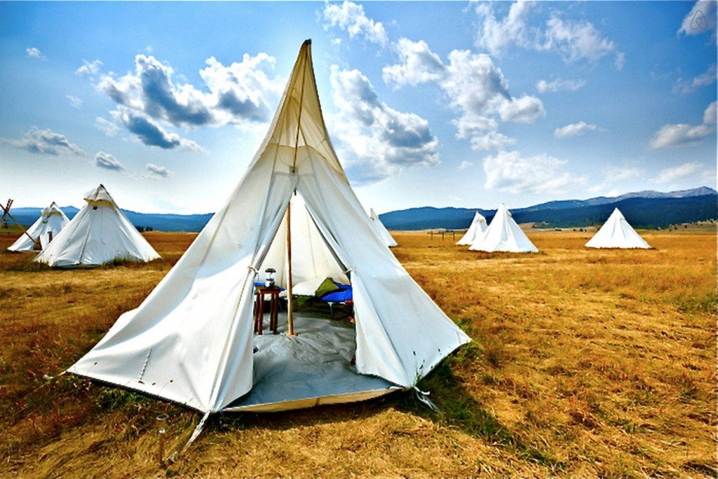 Yellowstone Tipi Funny AirBNB